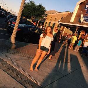 Meet your Posher, Alysa